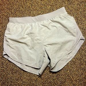 Under Armour XS Running Shorts
